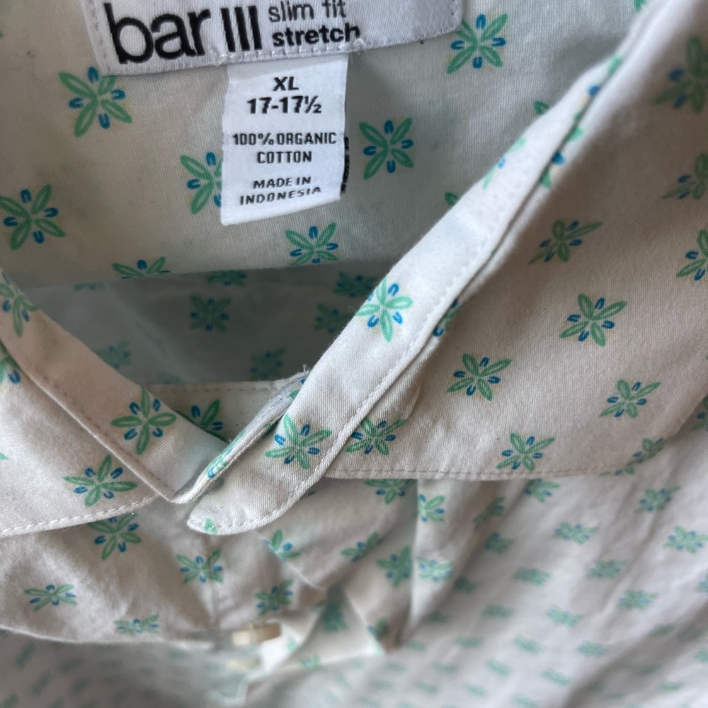 Bar III White and Green Casual Button Down Shirt with Delicate Pattern